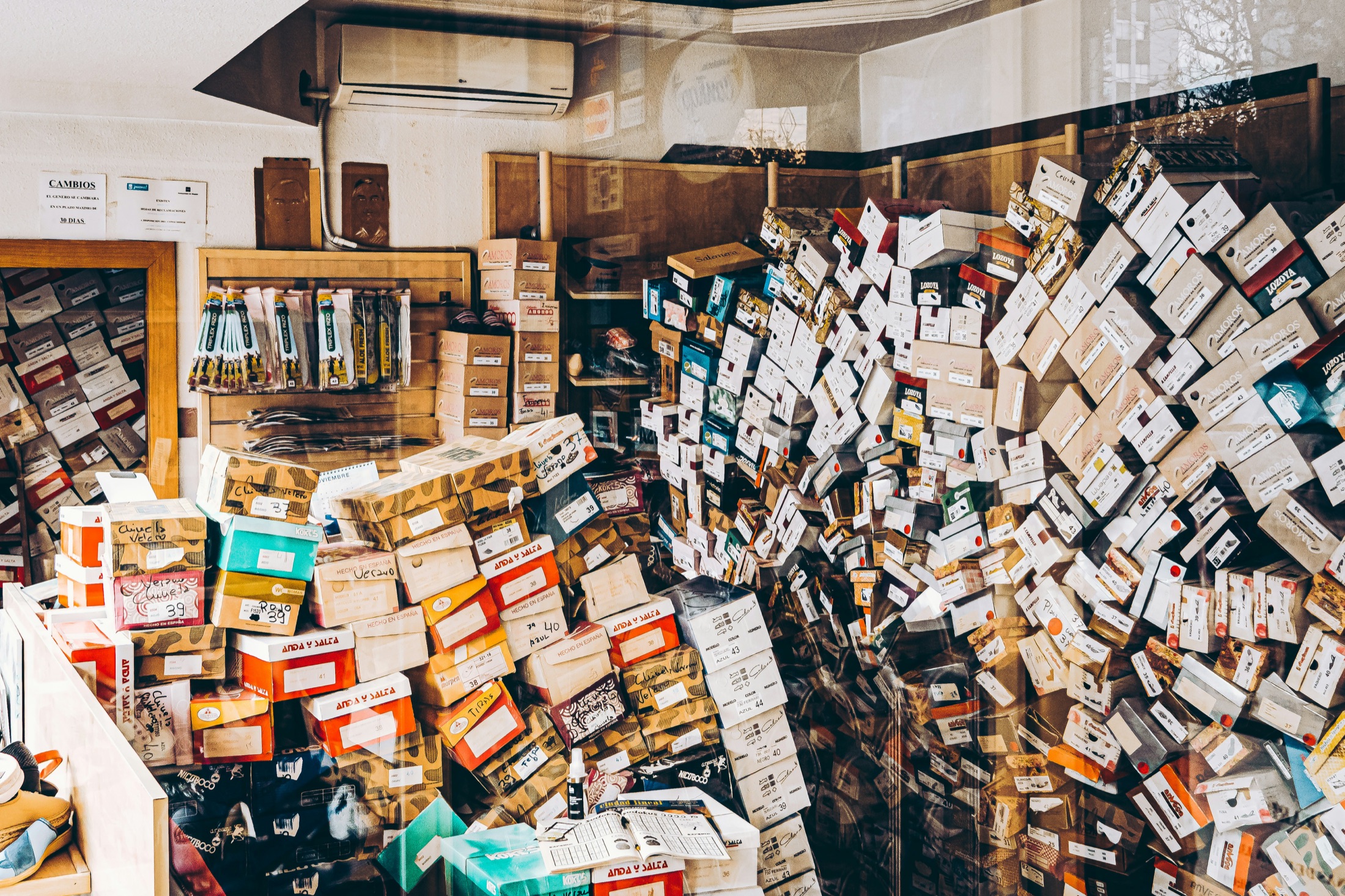 Manual inventory tracking process